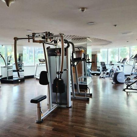 Bgc Fresh & Cozy Studio Near Burgos Circle With Fast Internet Connection Manila Esterno foto