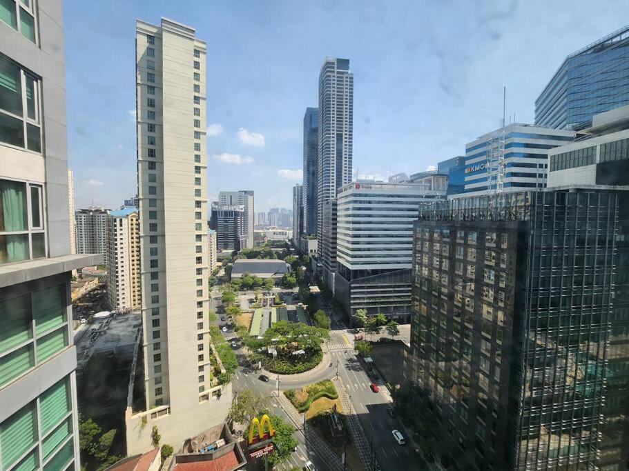 Bgc Fresh & Cozy Studio Near Burgos Circle With Fast Internet Connection Manila Esterno foto