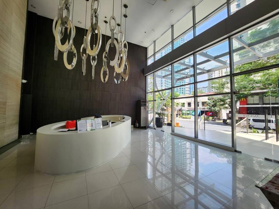 Bgc Fresh & Cozy Studio Near Burgos Circle With Fast Internet Connection Manila Esterno foto