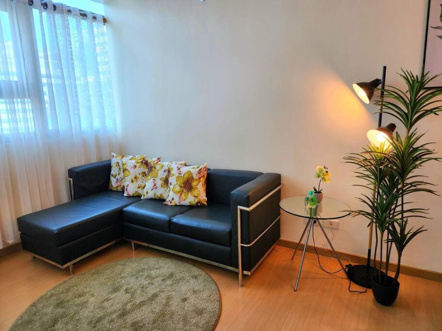 Bgc Fresh & Cozy Studio Near Burgos Circle With Fast Internet Connection Manila Esterno foto